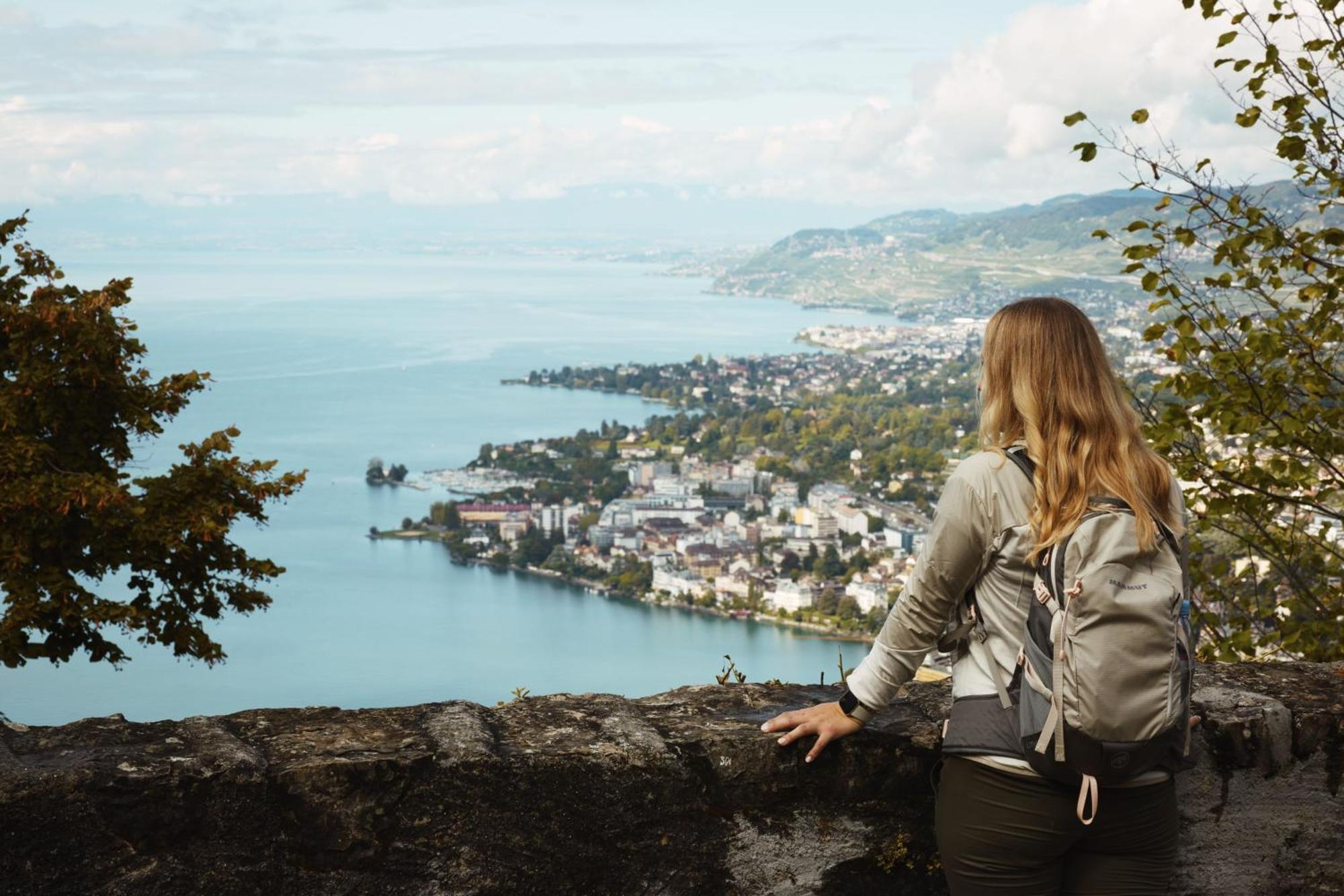 Montreux Youth Hostel Экстерьер фото